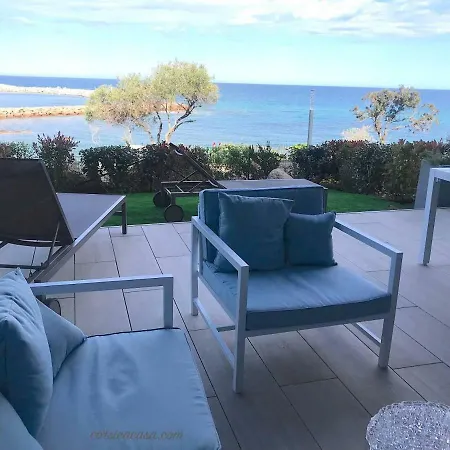 Apartment Corsicacasa De Luxe En Bord De Mer Pour 4 Pers Dans Avec Piscine A Debordement Kamiesch